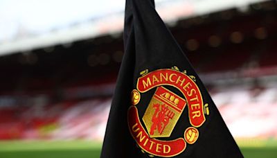 Manchester United reports wider quarterly loss in tough season