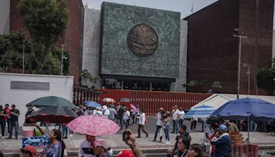 Oposición mexicana dice tener votos para bloquear reforma judicial de AMLO