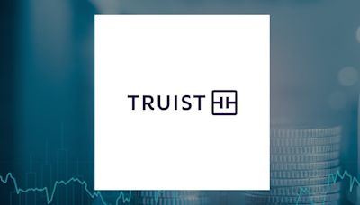 Oppenheimer & Co. Inc. Sells 8,378 Shares of Truist Financial Co. (NYSE:TFC)