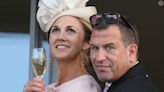 PHOTOS Regards coquins, bisous et gestes tendres... Peter Phillips se lâche à Royal Ascot avec sa belle Harriet, Camilla sous le charme