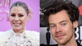 Julie Bowen pokes fun at crush on Harry Styles and her flirty sign at concert: ‘He could do worse than me’