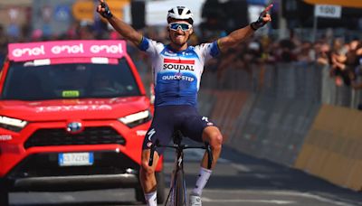 Alaphilippe gana la 12ª etapa del Giro de Italia tras una larga escapada