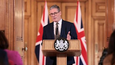 Starmer says 'new approach' to Europe begins at Blenheim Palace summit - with focus on Putin and people smuggling