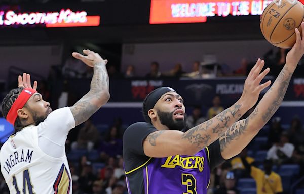 Lakers Trade Pitch Would Bring Back Former Player for 2 1st-Round Picks & More