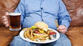 NHS pays obese men £400 to lose weight - sending daily texts to 'dodge kebabs'