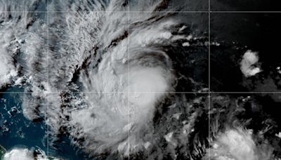 Beryl se convierte en huracán de categoría 4 en su peligroso paso por el Atlántico - El Diario NY