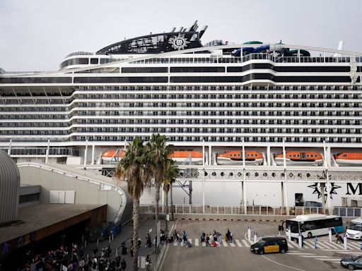 Barcelona apuesta por limitar el número de cruceros