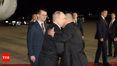 Putin and Kim embrace in North Korea, vow new multipolar world - Times of India