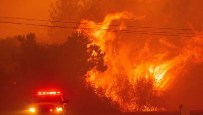 Thompson Fire forces 28,000 to evacuate in California