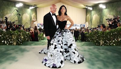 Jeff Bezos and Fiancée Lauren Sánchez Make Their Met Gala Debut