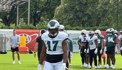 Inside Vic Fangio's Turn Toward Nakobe Dean As The Eagles' MLB