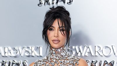 Kim Kardashian volta a ficar platinada para o MET Gala 2024; veja