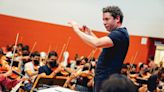 Commentary: How Gustavo Dudamel is preparing 106 musicians from 22 countries for a monumental Bowl debut