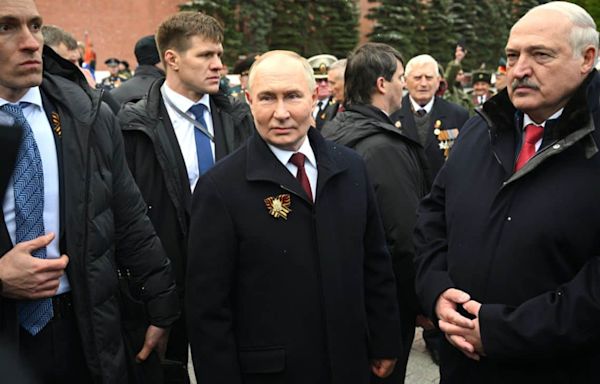 Putin starts wearing bulletproof vest at public events – Russian media