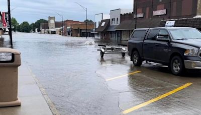 Sioux Falls food truck visits Rock Valley to serve those affected by flooding