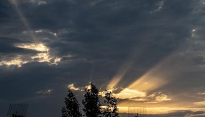 La DANA activa avisos en ocho comunidades por lluvias y tormentas este viernes