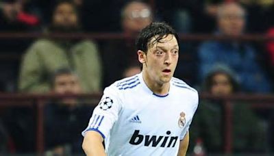 Özil alucina con este jugador del Real Madrid: "¿Quién ha jugado mejor en Europa que él?"