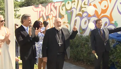 Wenski Groves: Miami Archbishop honored at opening of affordable housing complex named after him - WSVN 7News | Miami News, Weather, Sports | Fort Lauderdale