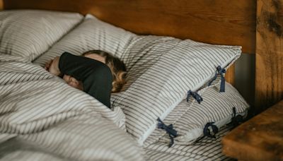 New survey finds 25% of kids struggle with bedtime because of anxious thoughts