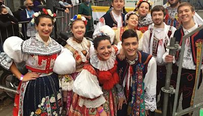 Con danzas típicas, música y sabores de Europa, este domingo la Ciudad celebrará a las colectividades en Avenida de Mayo