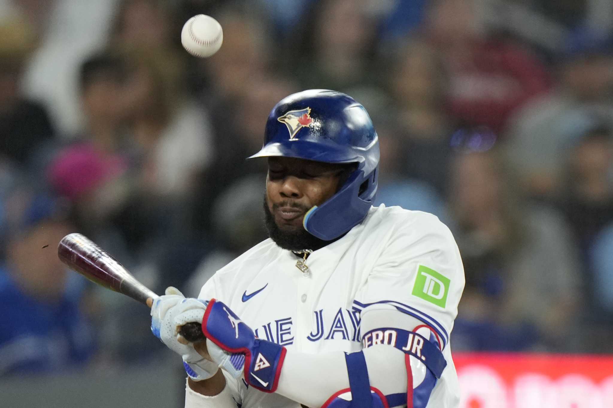 Vladimir Guerrero Jr. scratched from Blue Jays lineup because of sore right hand