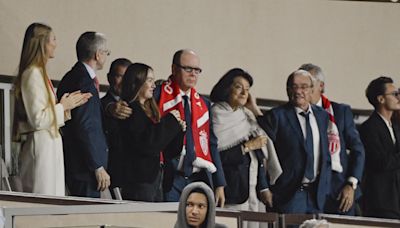 Le prince Albert complice avec sa nièce Alexandra pour la victoire de Monaco face à Barcelone