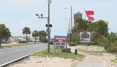 Pensacola Beach flies double red flags, officials advise public to take notice