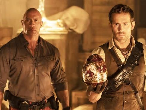 Red Notice 2: Did Dwayne Johnson & Ryan Reynolds’ Conflict Cause The Sequel’s Delay?