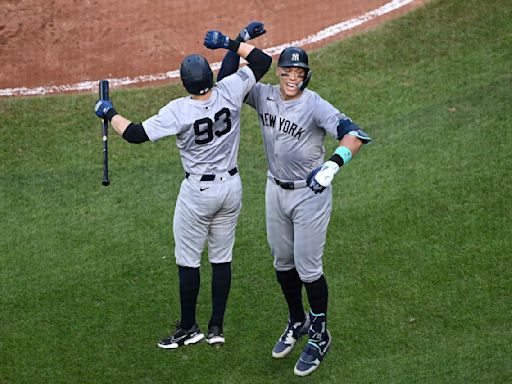 Aaron Judge sets Yankees record with his 34th home run before the All-Star break