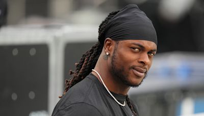 Raiders' Davante Adams Sends Revealing Message on Tom Brady