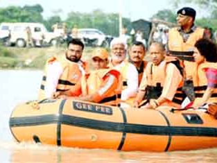 UP govt acted swiftly to check losses due to floods - The Shillong Times