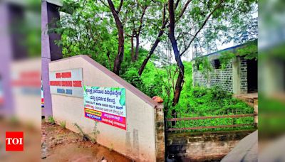 Industrial Exhibition Centre Neglected and Abandoned in Hubballi | Hubballi News - Times of India