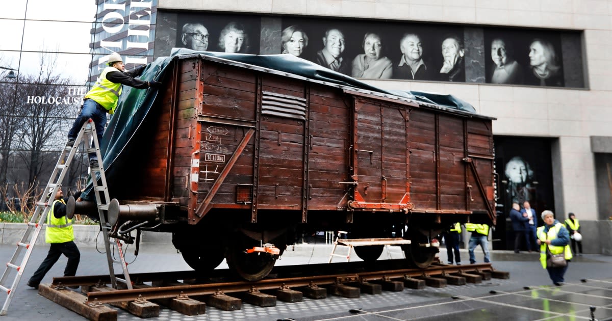 Holocaust museum will host free field trips for eighth graders in New York City public schools