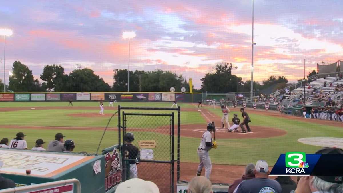 'Let's go Nuts': Modesto Nuts back-to-back California League champions