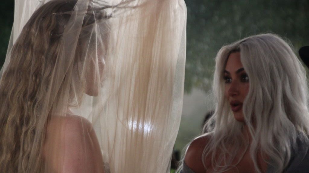 There’s Finally a Lip-Reading of Kim Kardashian and Lana Del Rey’s Intense Met Gala Convo