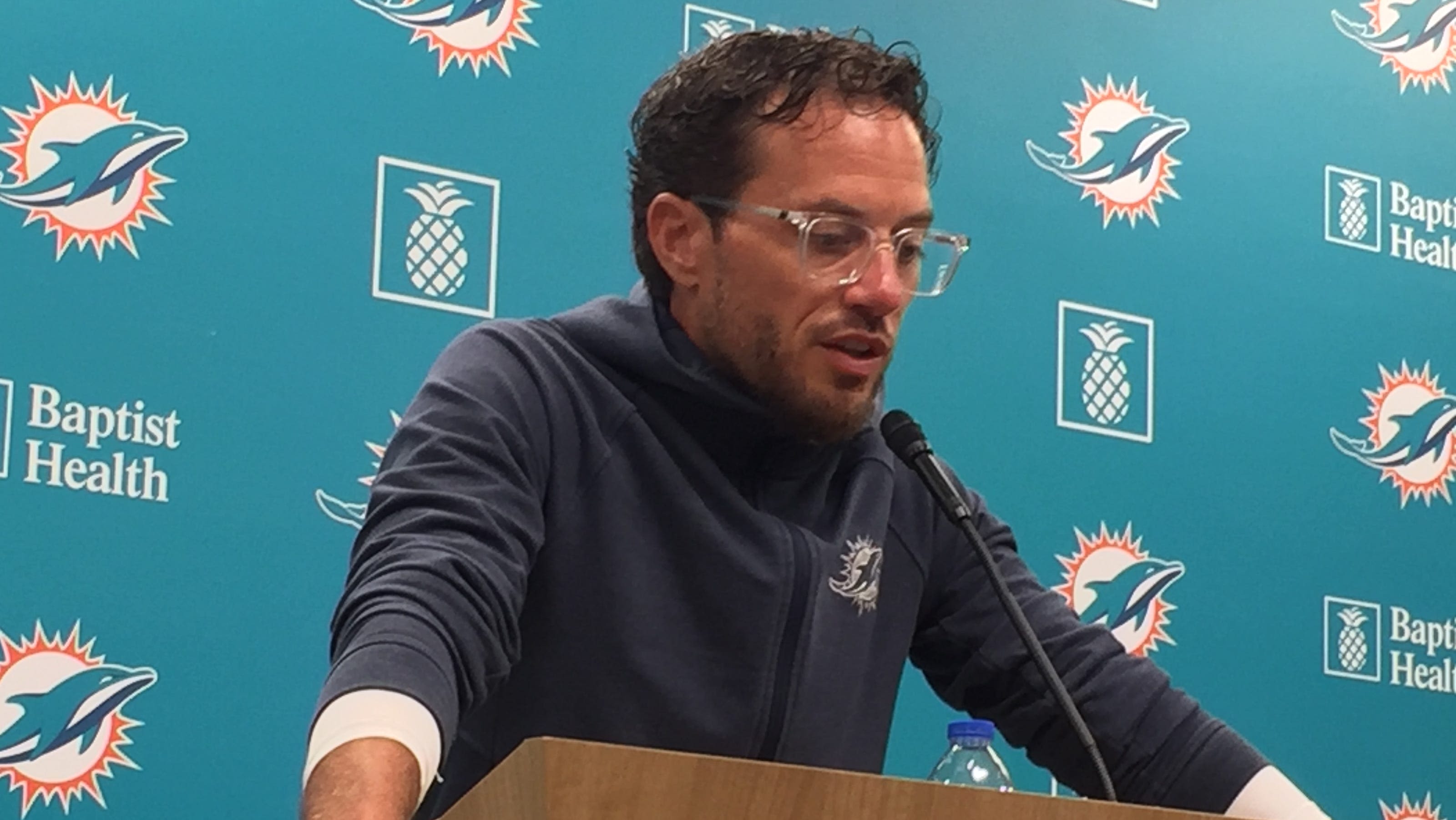 Miami Dolphins center Aaron Brewer: the injury update from Mike McDaniel