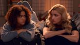 ‘Ginny & Georgia’: Netflix’s Weirdest Teen Show Is Finally Good