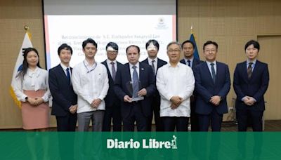 Viceministro Hugo Rivera es reconocido por la embajada de Corea del Sur en RD