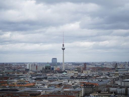 Tausende protestieren in Berlin gegen hohe Mieten