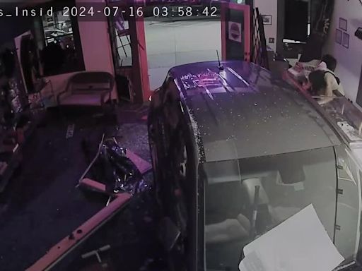 Thieves crash stolen car into gun store, steal thousands of dollars worth of firearms