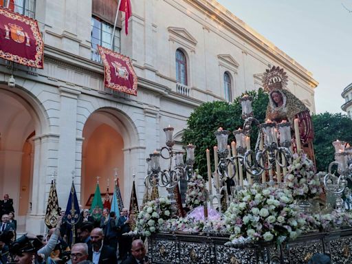 Procesión de la Candelaria Madre de Dios hasta la basílica del Gran Poder