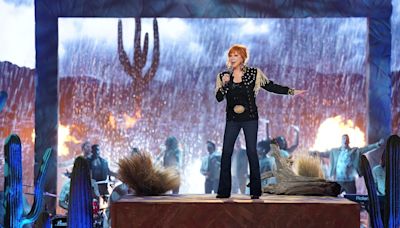 Reba Debuts New Single 'I Can't' On NBC's 'The Voice'