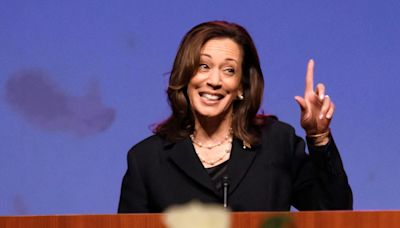 Kamala Harris’ Accidental ‘President’ Flub Draws Big Cheer From Audience