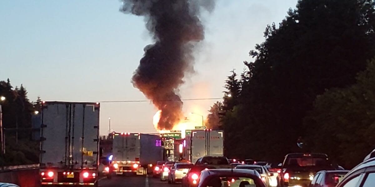 NB I-5 closed in Portland due to fire involving truck carrying propane tanks