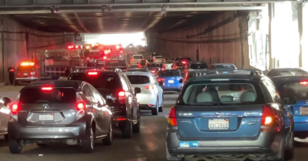 Injury crash on eastbound Bay Bridge snarls traffic out of San Francisco