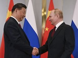 Xi calls on world powers to help Russia, Ukraine resume direct dialogue