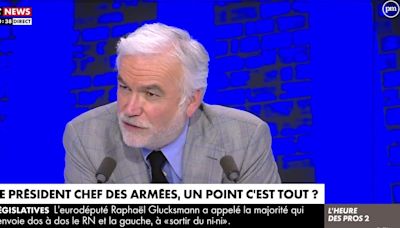 "Vous allez nous manquer..." : Ému, Pascal Praud rend hommage à Gilles-William Goldnadel pour sa dernière émission de la saison sur CNews