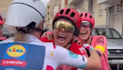 La 'tiktoker' del ciclismo femenino ataca de nuevo: así celebró Alison Jackson su triunfo en LaVuelta