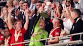 Women's FA Cup final: Manchester United beat Tottenham 4-0