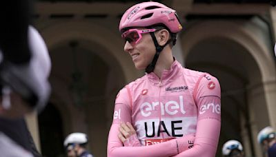 Giro leader Tadej Pogacar finally takes it easy in Stage 4. Jonathan Milan takes a sprint victory